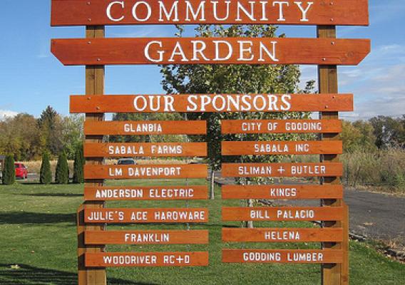 Gooding Community Garden sign.