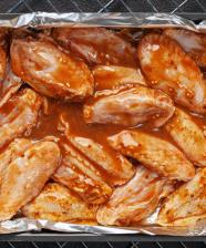 Marinating chicken wings